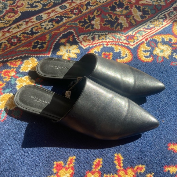 Black Slip-on Flat Mules from American Eagle - Picture 6 of 6